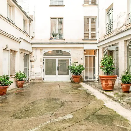 Chatelet Flat *